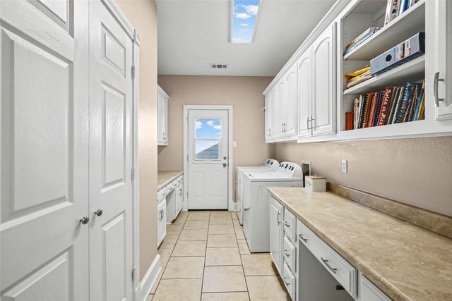 1975 CR 4106, Greenville, TX 75401