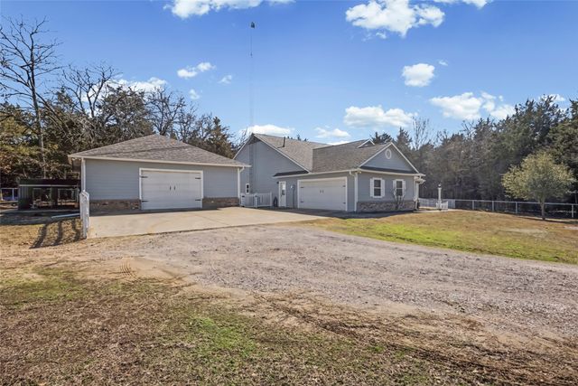1975 CR 4106, Greenville, TX 75401
