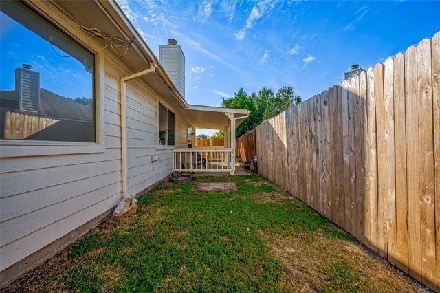 6807 Catarina Circle, Houston, TX 77084