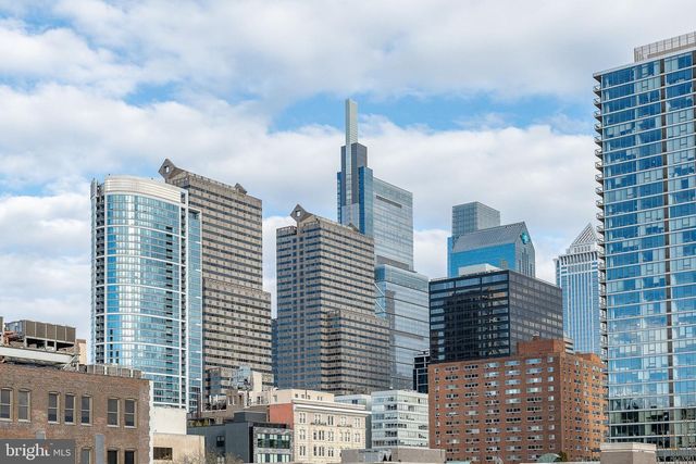 2320 SANSOM ST, Philadelphia, PA 19103