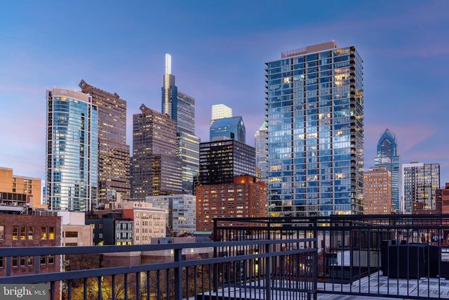 2320 SANSOM ST, Philadelphia, PA 19103