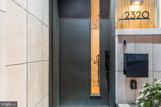 2320 SANSOM ST, Philadelphia, PA 19103