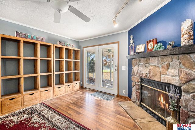 1054 Hillcrest Drive, Fremont, NE 68025