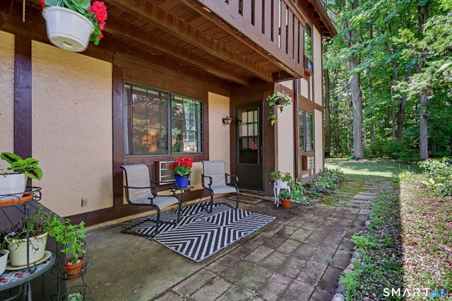 221 Foxwood Lane 221, Milford, CT 06460