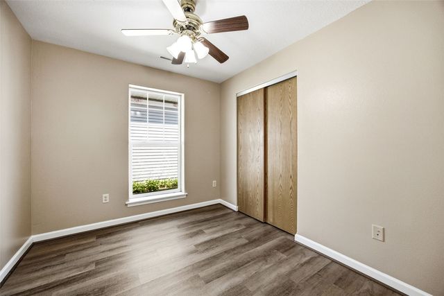 1542 Dickenson Lane, Iowa City, IA 52240