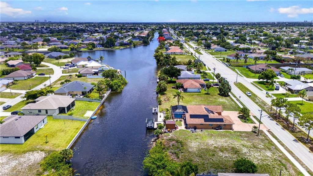 601 Gleason PKWY, CAPE CORAL, FL 33914 — photo 3