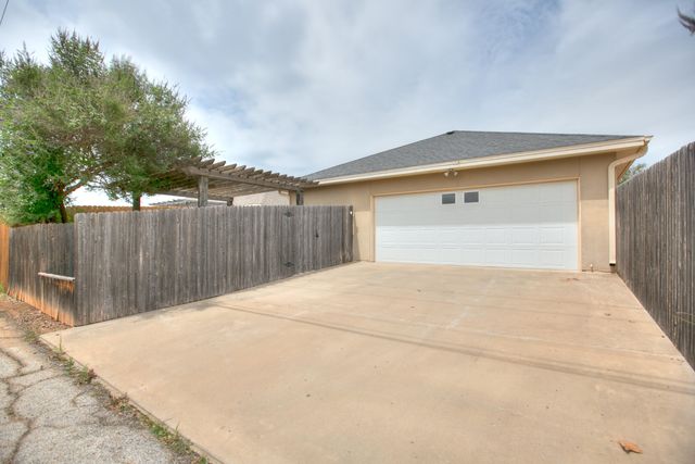 4326 Lexington Place, San Angelo, TX 76904