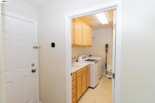 98 W Atento Ln, Mountain House, CA 95391