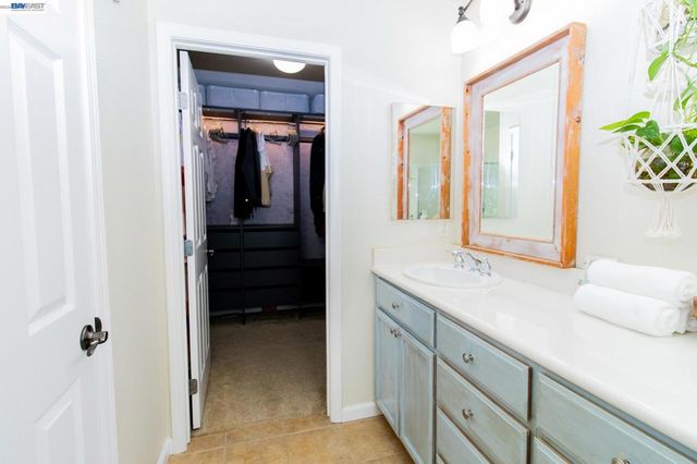 98 W Atento Ln, Mountain House, CA 95391