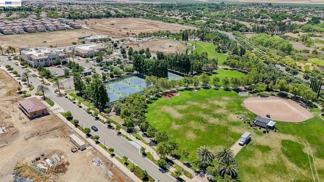 98 W Atento Ln, Mountain House, CA 95391