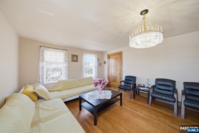 230 Rea Avenue, Hawthorne, NJ 07506