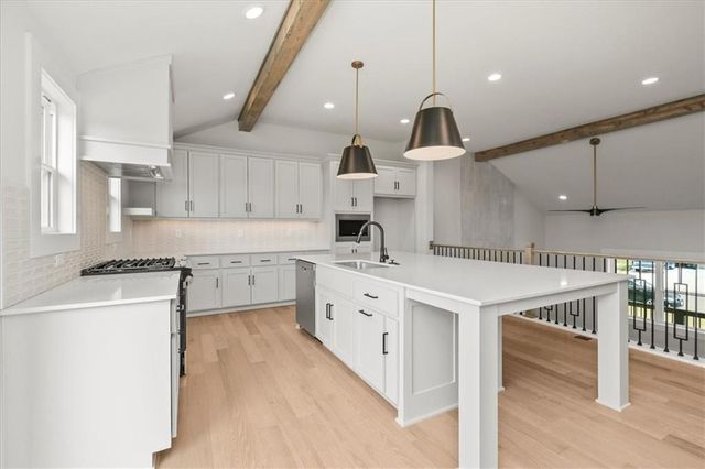 4209 SE Adams Drive, Blue Springs, MO 64014