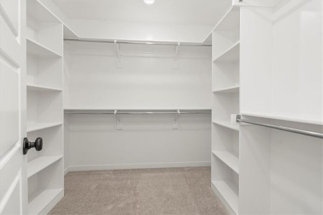 4209 SE Adams Drive, Blue Springs, MO 64014