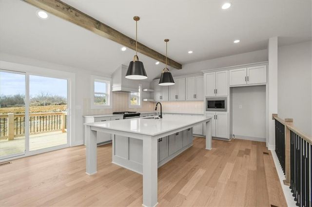 4209 SE Adams Drive, Blue Springs, MO 64014