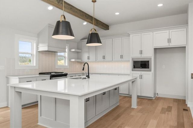 4209 SE Adams Drive, Blue Springs, MO 64014