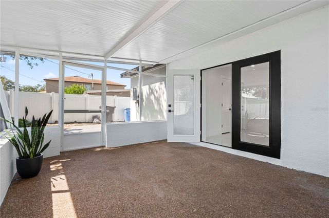 8014 W COMANCHE AVENUE, Tampa, FL 33615