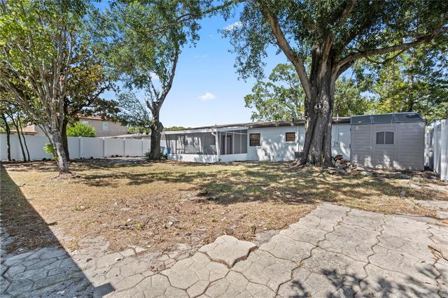 8014 W COMANCHE AVENUE, Tampa, FL 33615