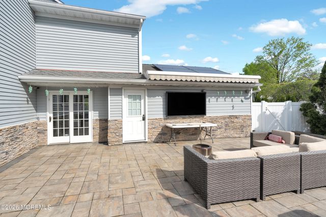 55 Alexandria Drive, Manalapan, NJ 07726