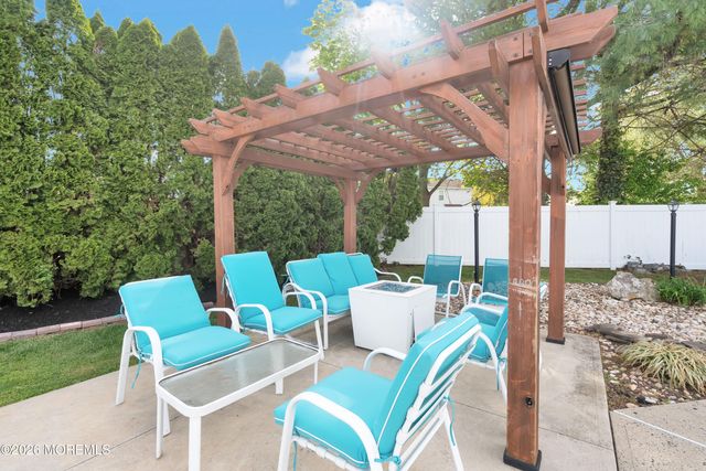 55 Alexandria Drive, Manalapan, NJ 07726