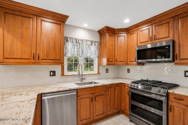 55 Alexandria Drive, Manalapan, NJ 07726