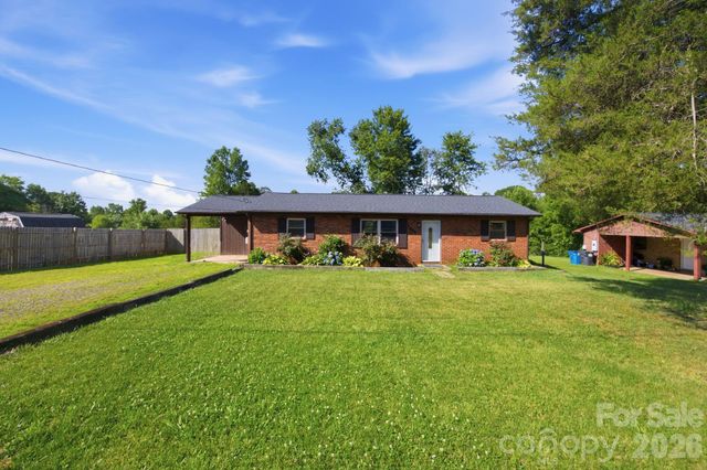 2405 2nd Street, Statesville, NC 28677