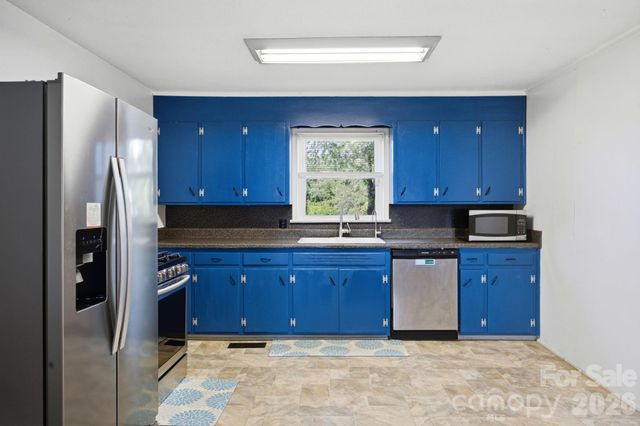 2405 2nd Street, Statesville, NC 28677