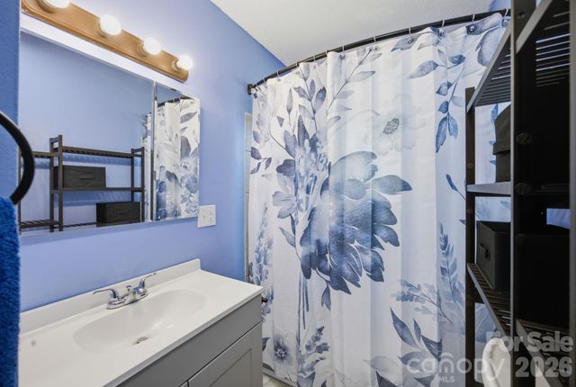 2405 2nd Street, Statesville, NC 28677