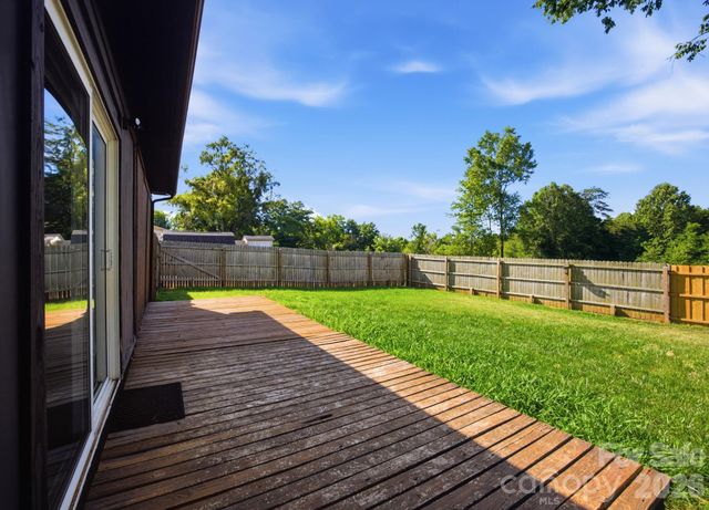 2405 2nd Street, Statesville, NC 28677