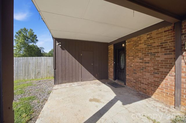 2405 2nd Street, Statesville, NC 28677