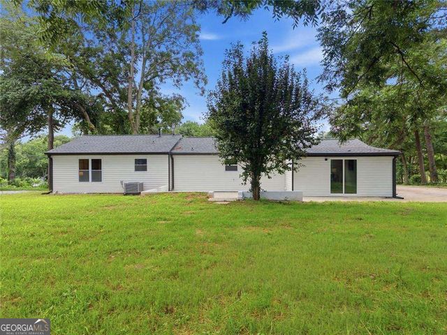 978 Hilltop Court, Lawrenceville, GA 30045