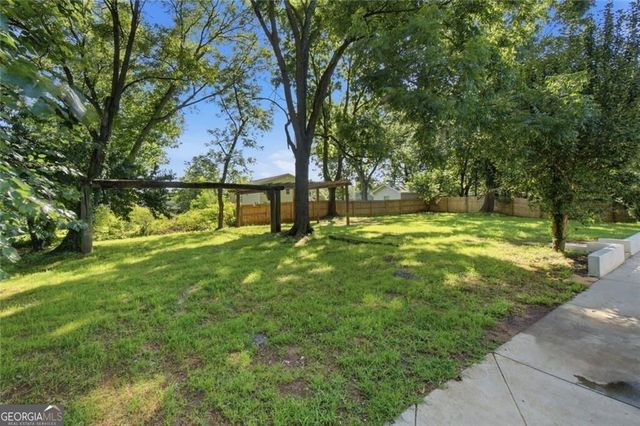 978 Hilltop Court, Lawrenceville, GA 30045