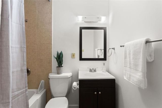 3406 Navaho Trail SE, Smyrna, GA 30080