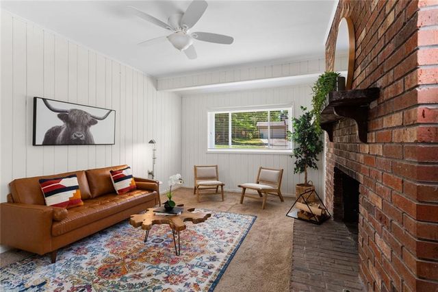 3406 Navaho Trail SE, Smyrna, GA 30080