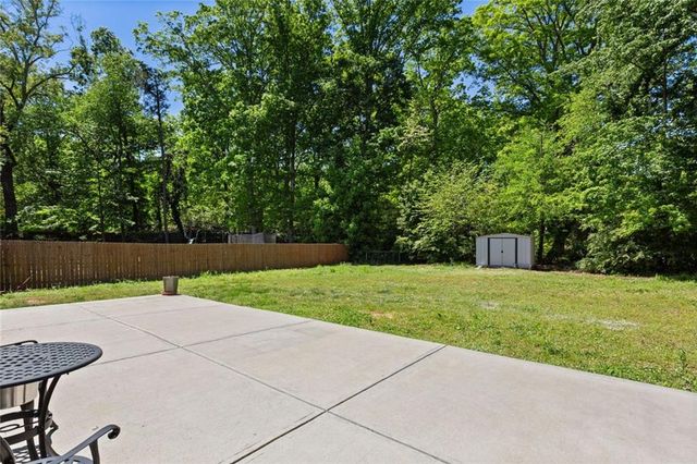 3406 Navaho Trail SE, Smyrna, GA 30080