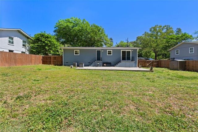 3406 Navaho Trail SE, Smyrna, GA 30080