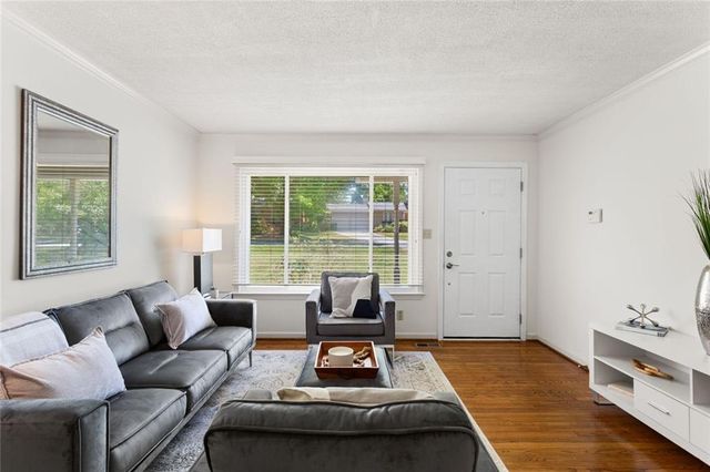 3406 Navaho Trail SE, Smyrna, GA 30080