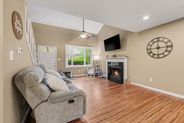 1895 Orchard Court, Crown Point, IN 46307