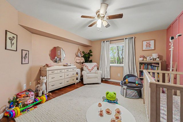 1895 Orchard Court, Crown Point, IN 46307