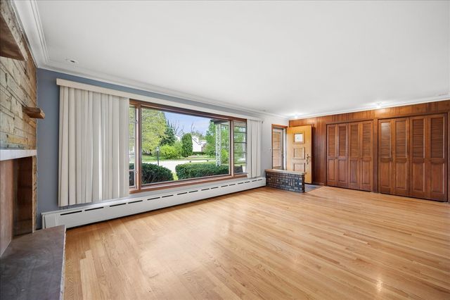 2648 Western Avenue, Highland Park, IL 60035