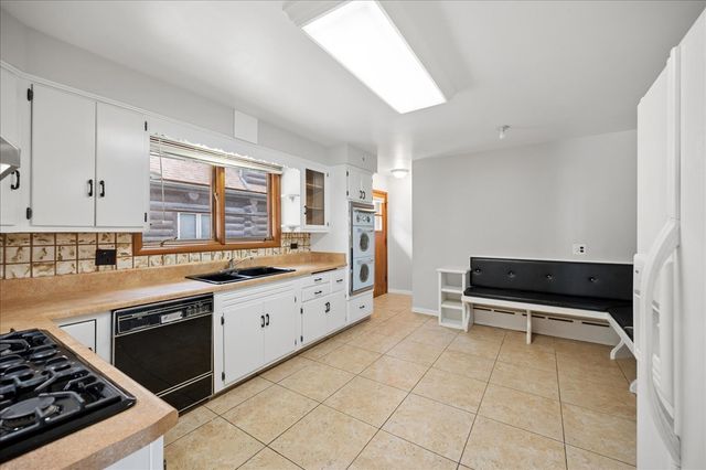 2648 Western Avenue, Highland Park, IL 60035