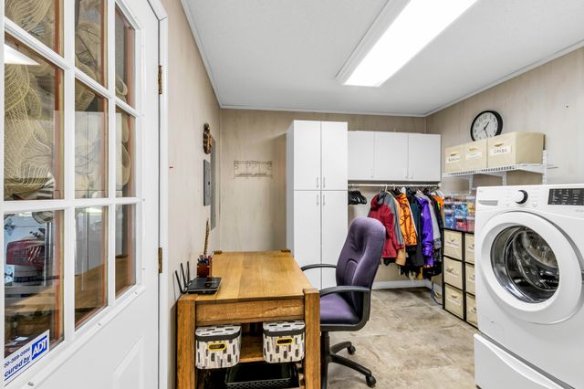 715 Wanda Ln, Tullahoma, TN 37388