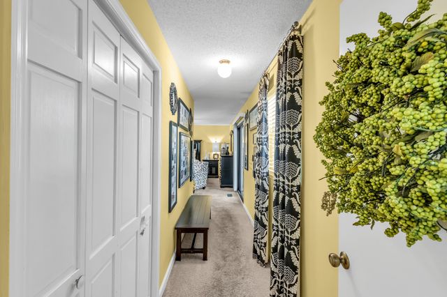 715 Wanda Ln, Tullahoma, TN 37388