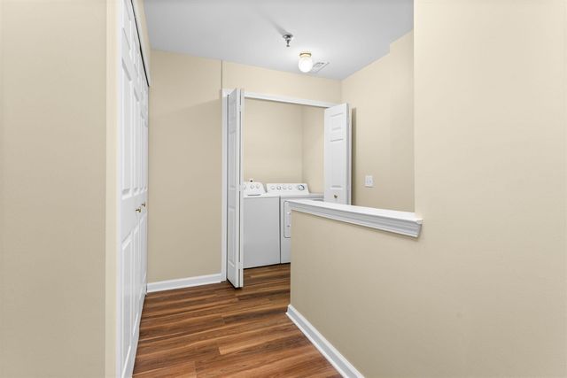 9475 Lakeside Drive, Ypsilanti, MI 48197