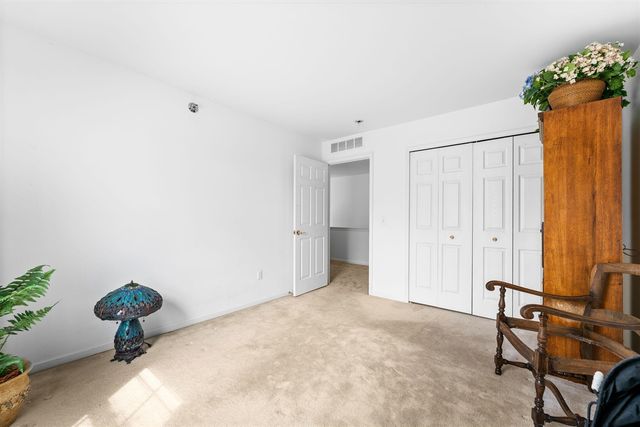 9475 Lakeside Drive, Ypsilanti, MI 48197