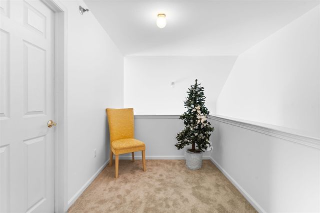 9475 Lakeside Drive, Ypsilanti, MI 48197