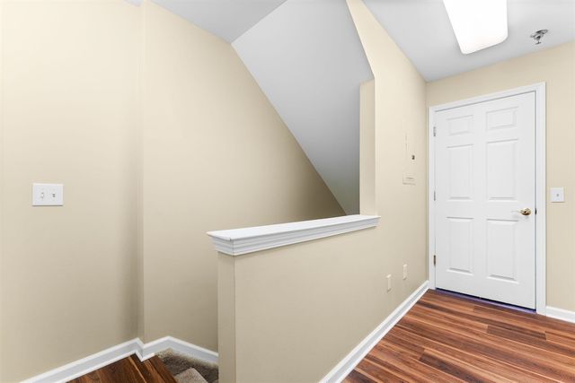 9475 Lakeside Drive, Ypsilanti, MI 48197