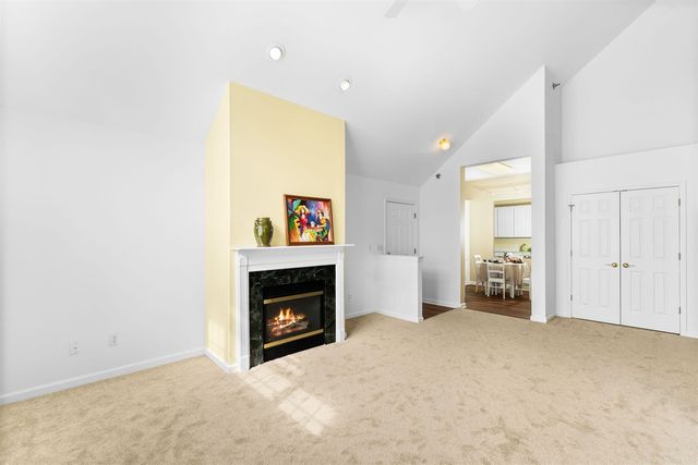 9475 Lakeside Drive, Ypsilanti, MI 48197