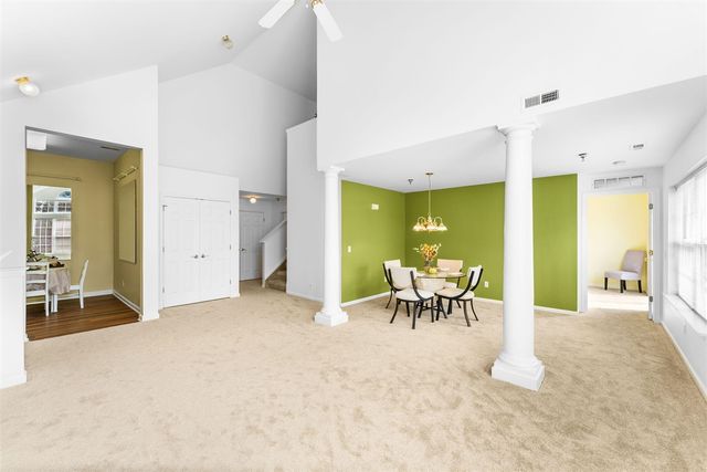 9475 Lakeside Drive, Ypsilanti, MI 48197