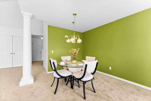 9475 Lakeside Drive, Ypsilanti, MI 48197