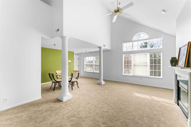 9475 Lakeside Drive, Ypsilanti, MI 48197